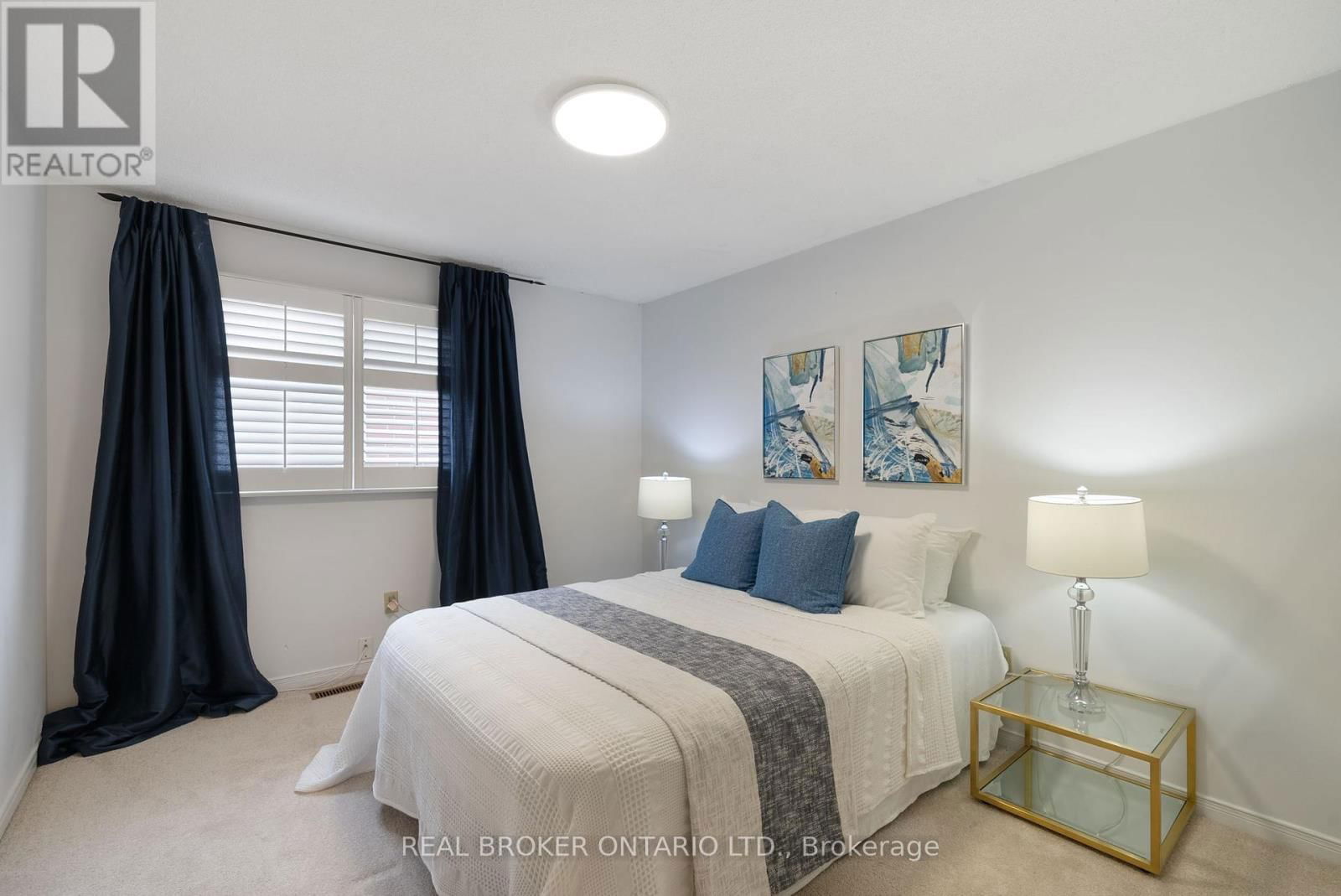 4042 ELLESMERE ROAD Image 27