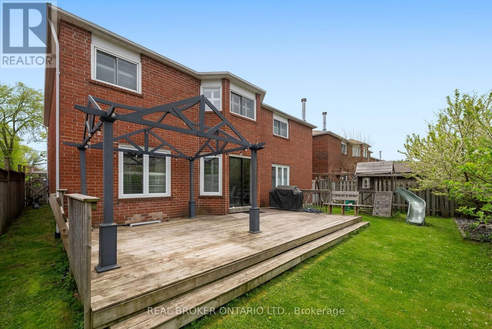 4042 ELLESMERE ROAD Image 45