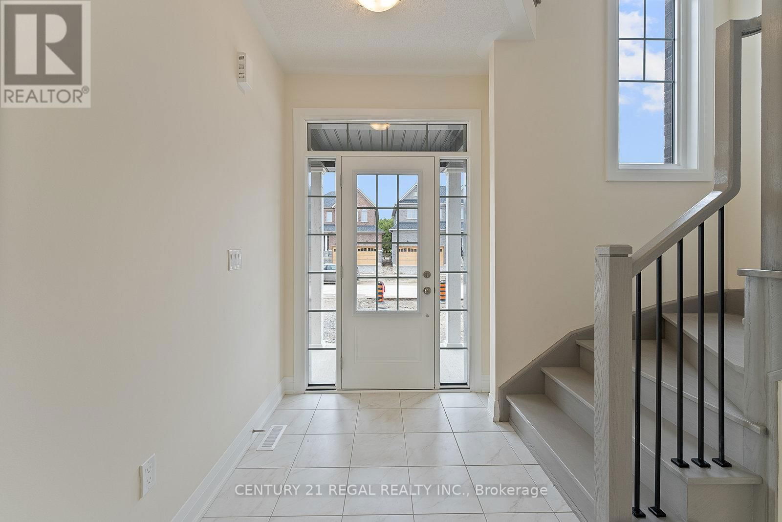53 NORTH GARDEN BOULEVARD Image 10