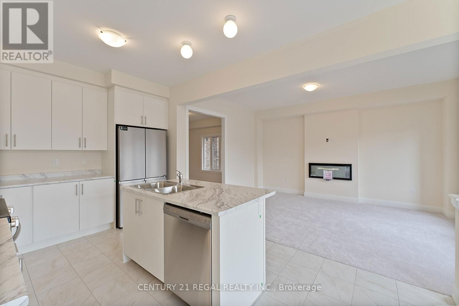 53 NORTH GARDEN BOULEVARD Image 21
