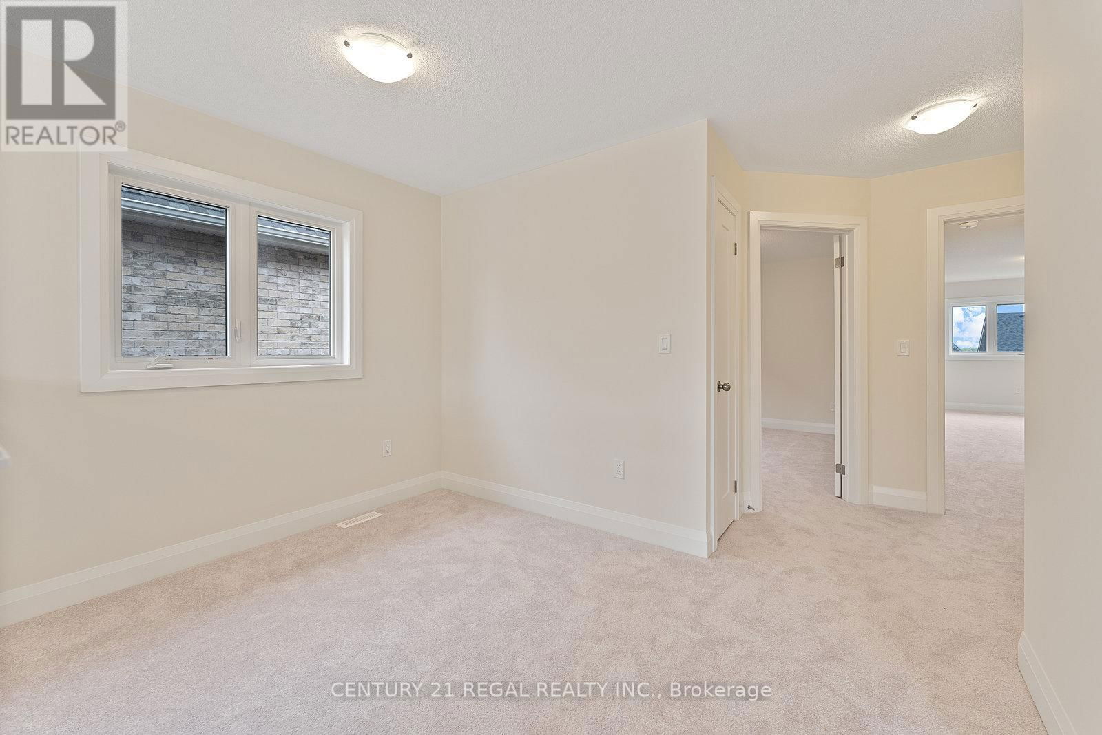 53 NORTH GARDEN BOULEVARD Image 32