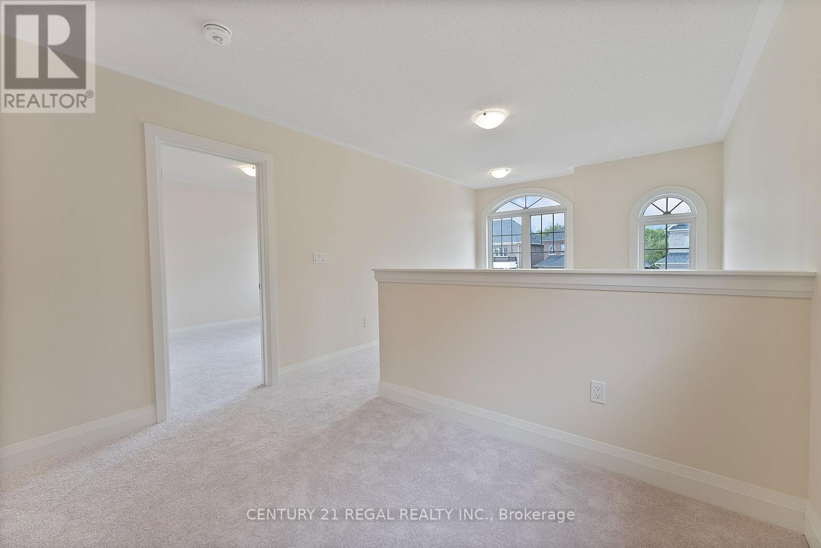 53 NORTH GARDEN BOULEVARD Image 33
