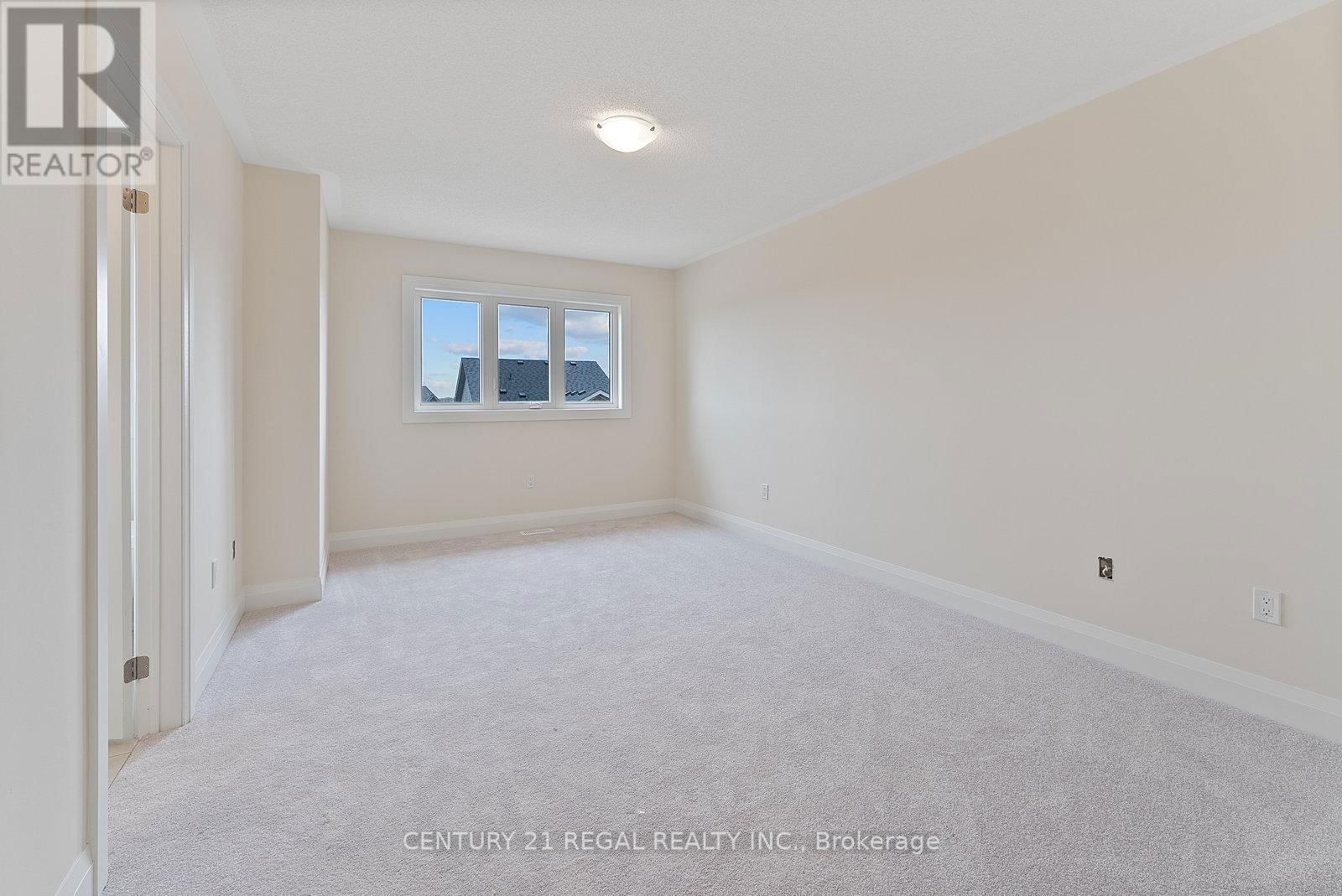 53 NORTH GARDEN BOULEVARD Image 35