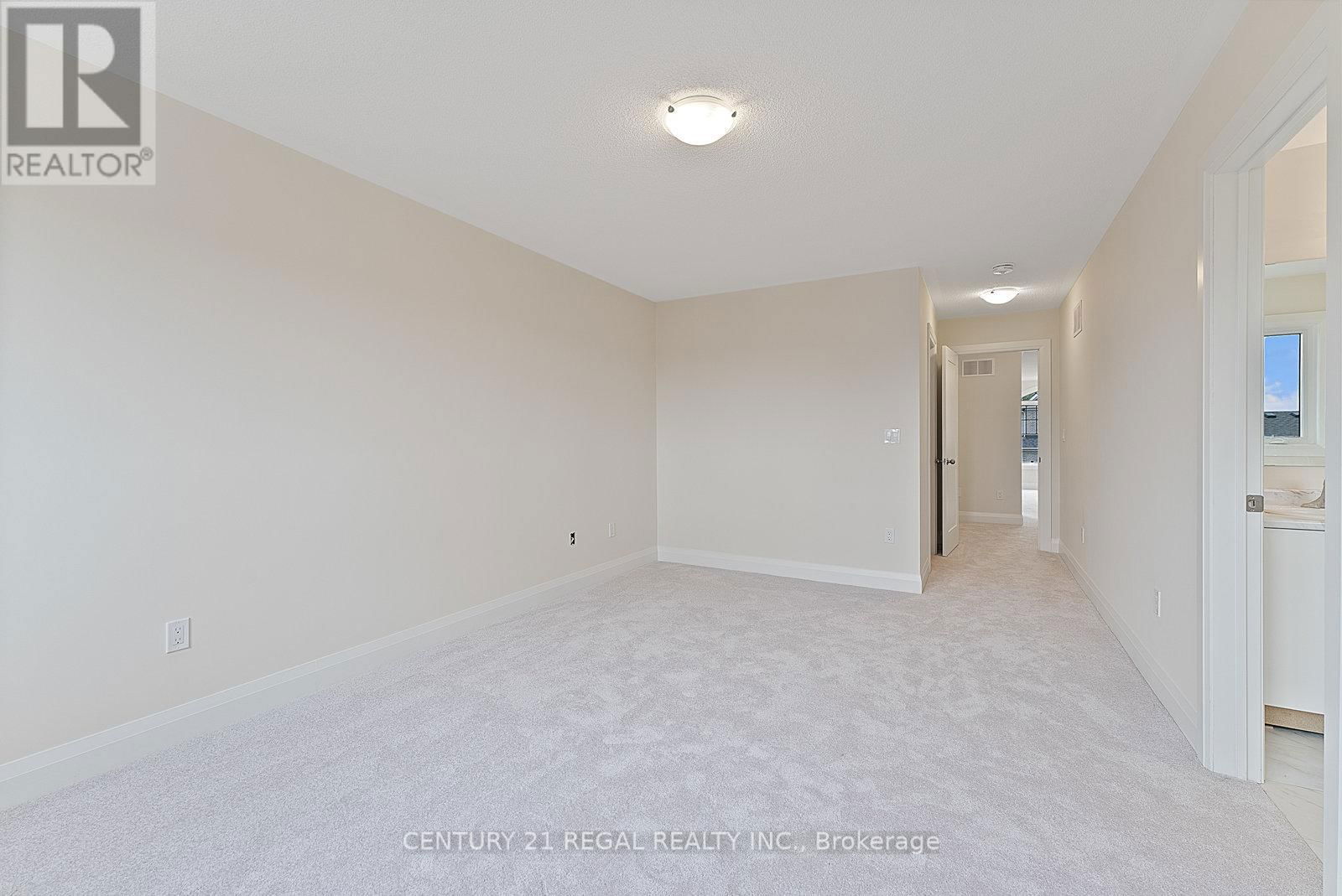 53 NORTH GARDEN BOULEVARD Image 37