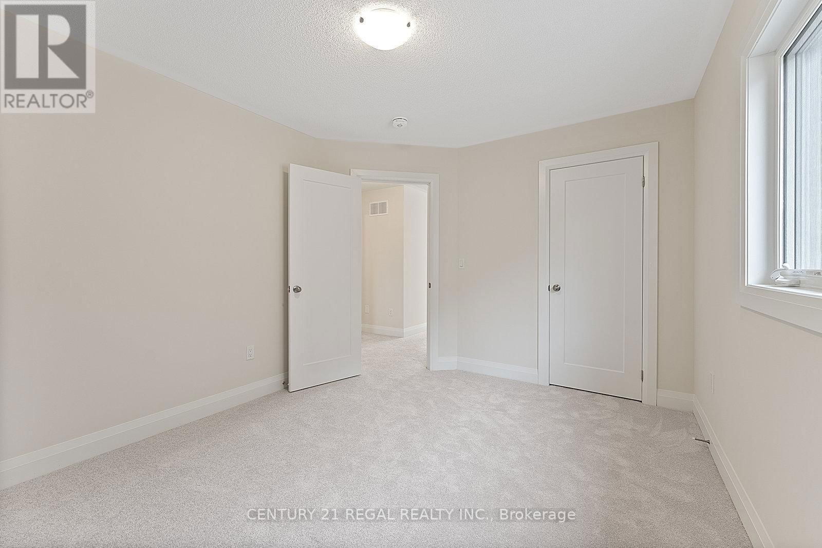 53 NORTH GARDEN BOULEVARD Image 41