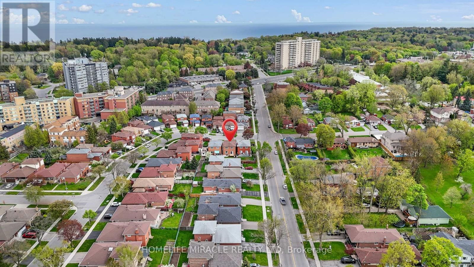 4 GREENDOWNS DRIVE Image 2