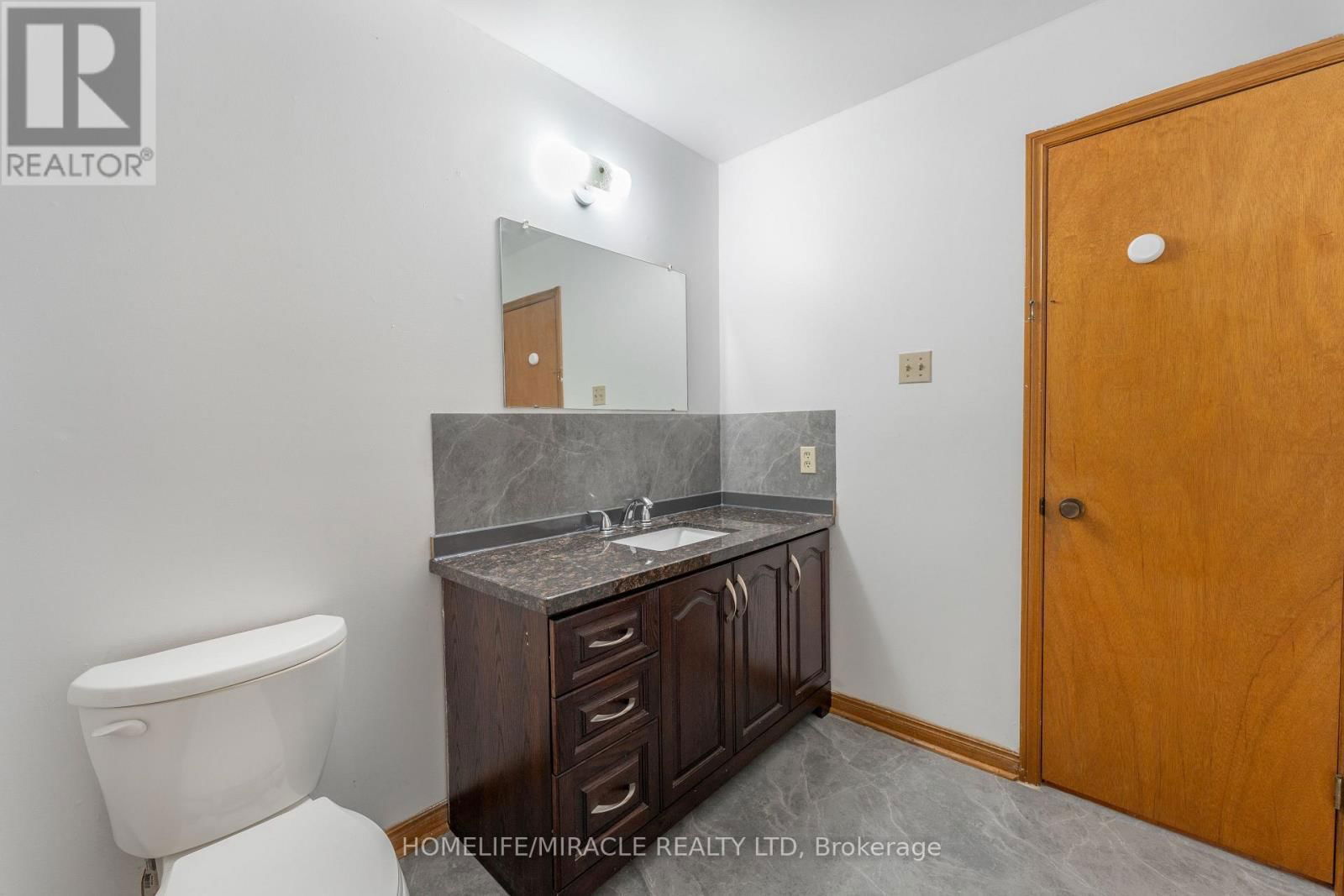 4 GREENDOWNS DRIVE Image 29