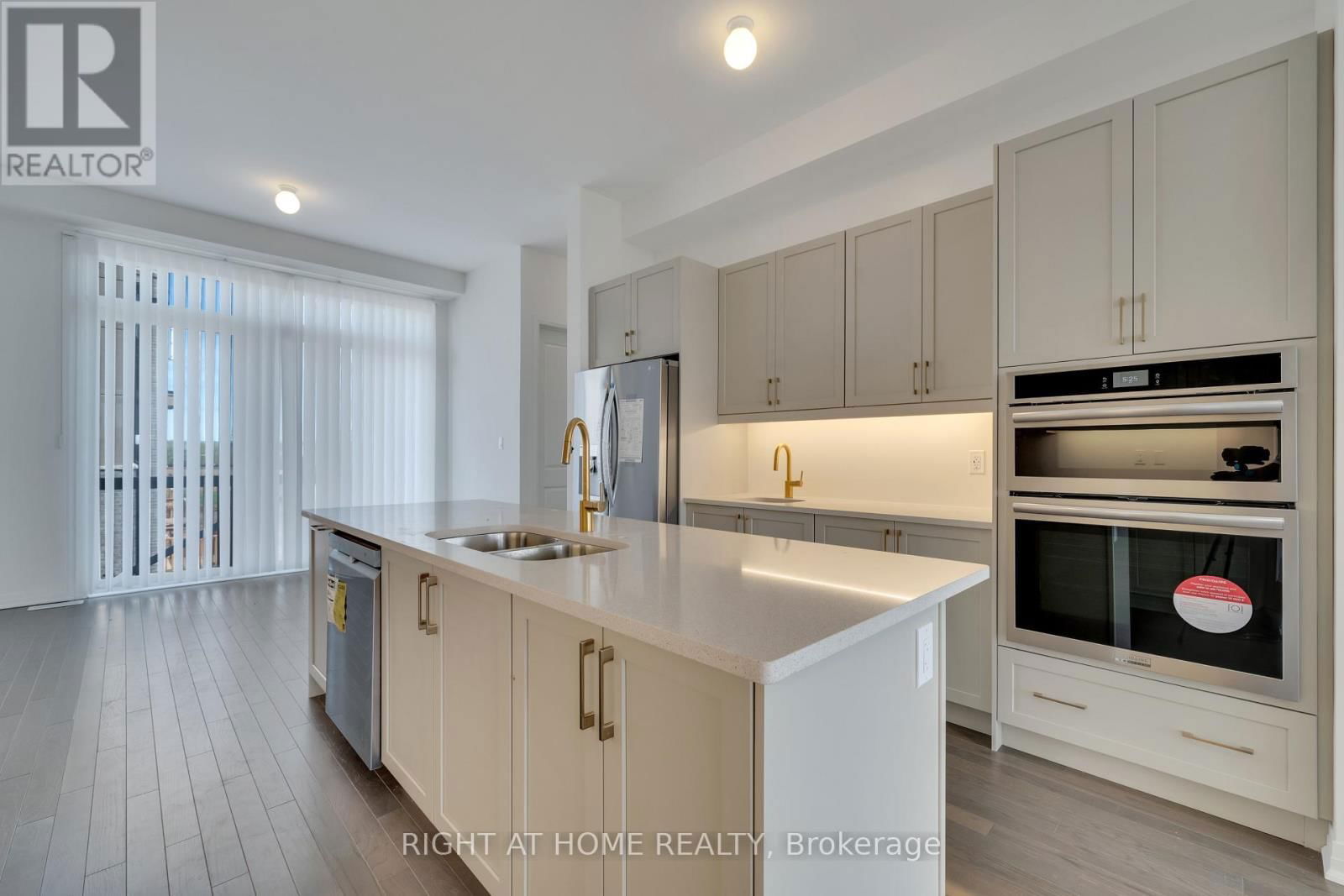 275 PORT DARLINGTON ROAD Image 17