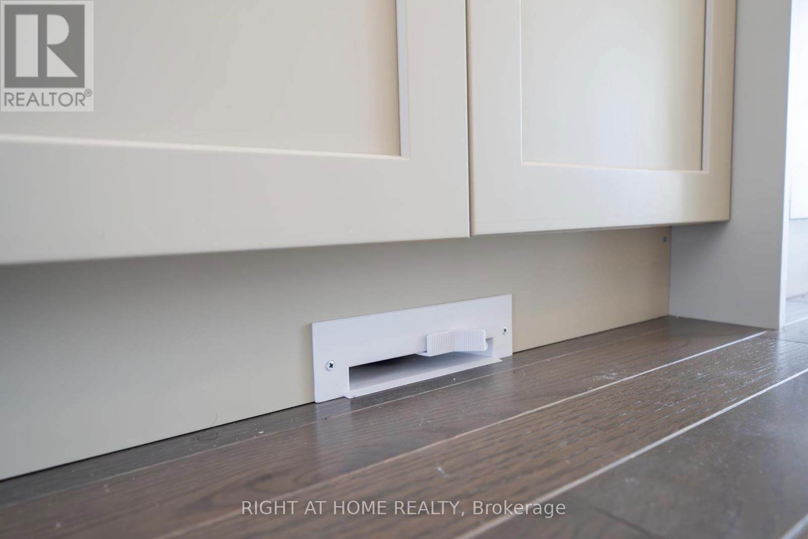 275 PORT DARLINGTON ROAD Image 22