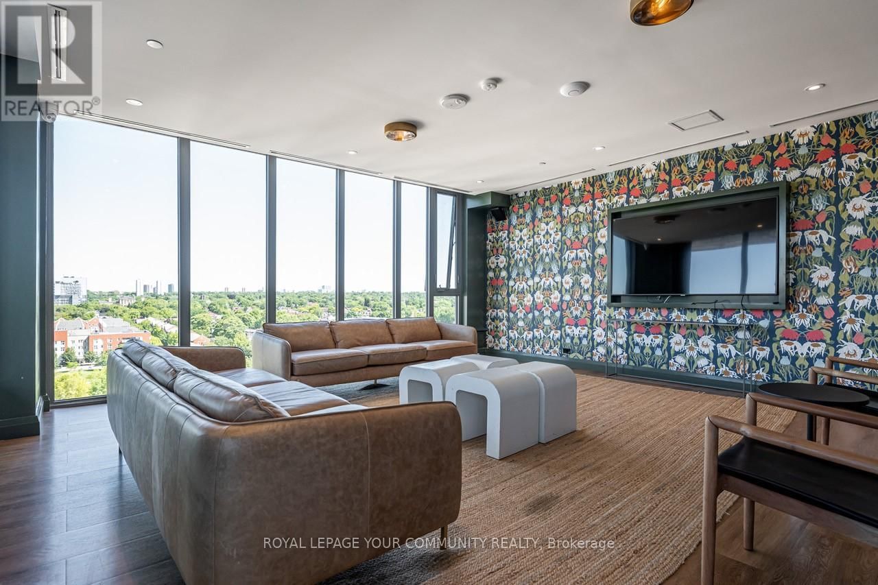 415 - 30 BASEBALL PLACE Image 32