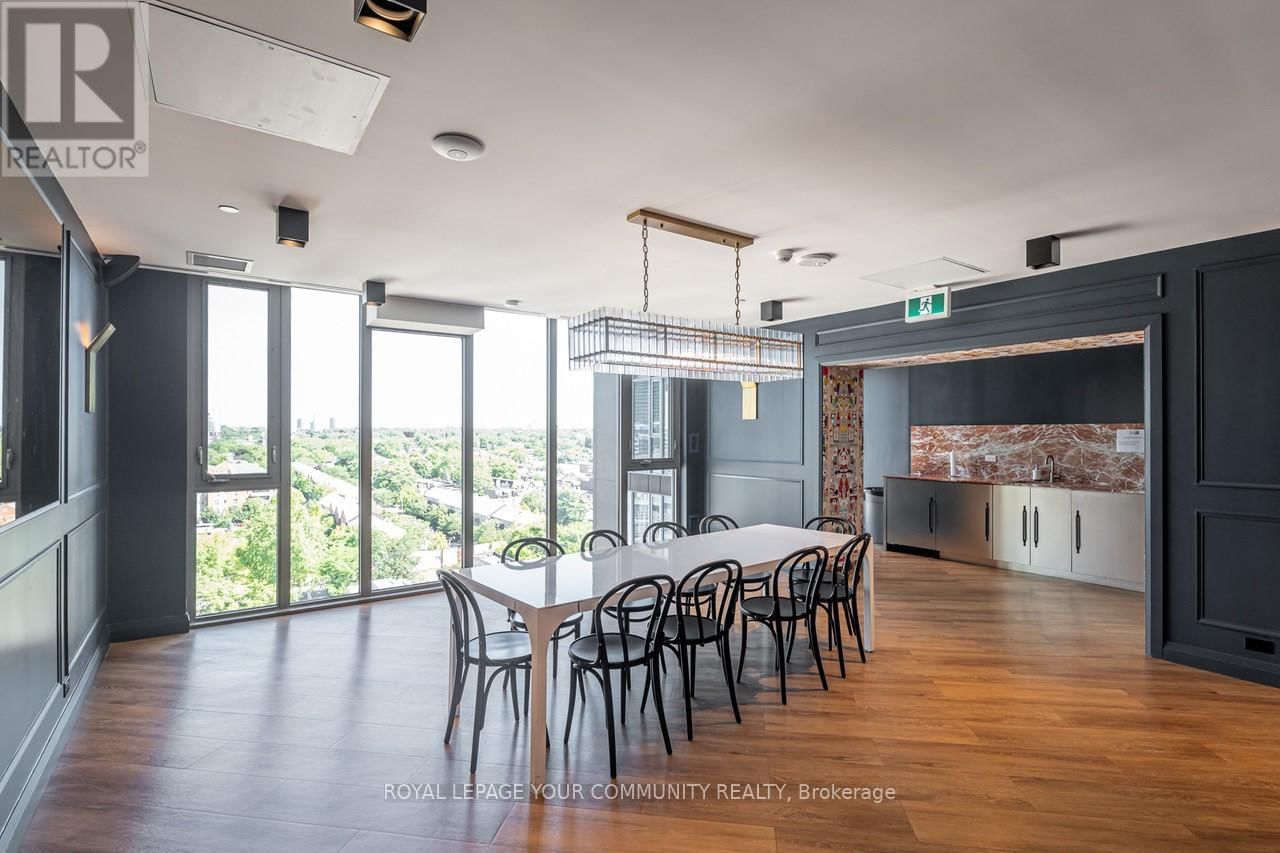 415 - 30 BASEBALL PLACE Image 34