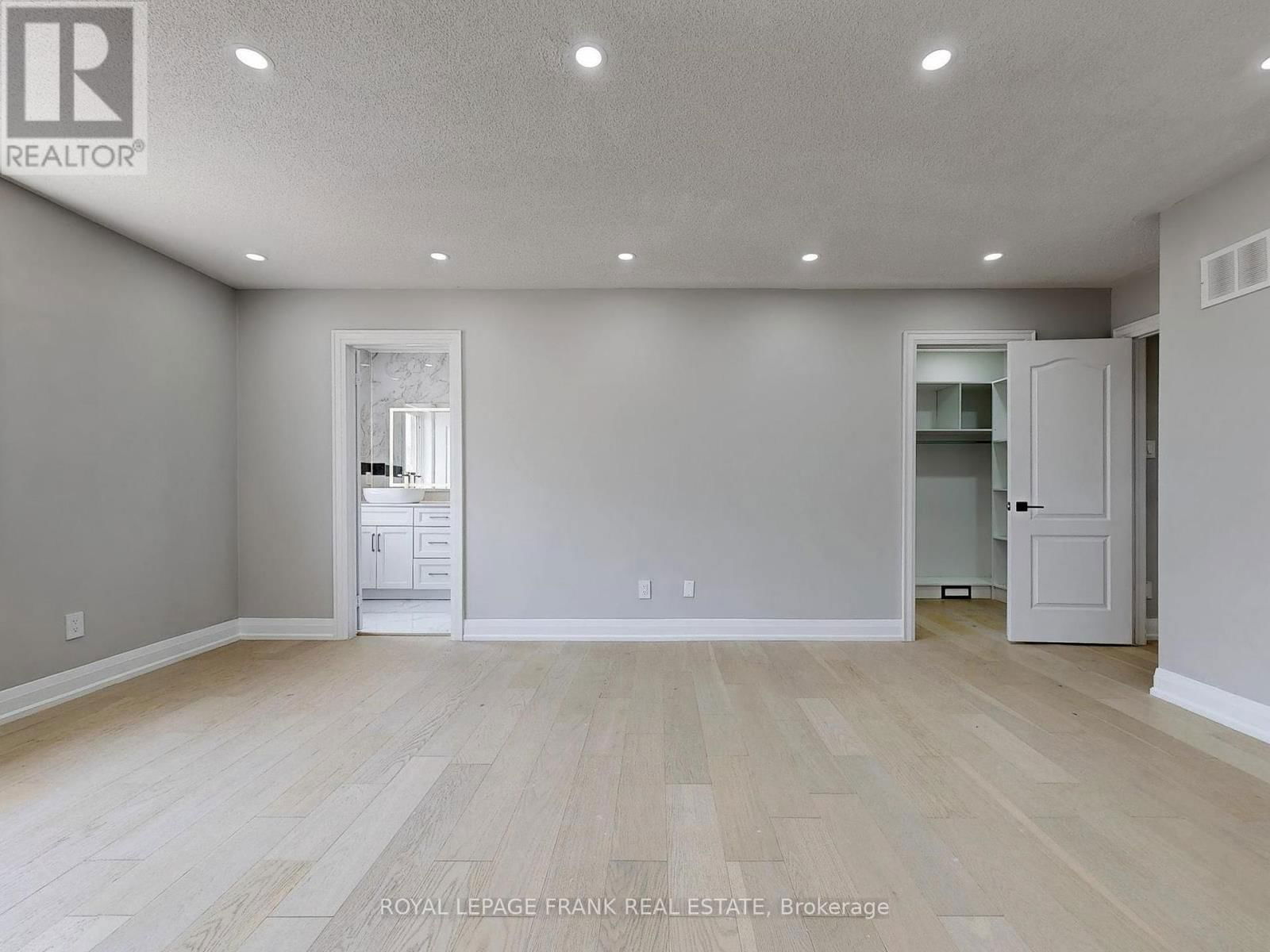 7 RIVITT PLACE Image 14