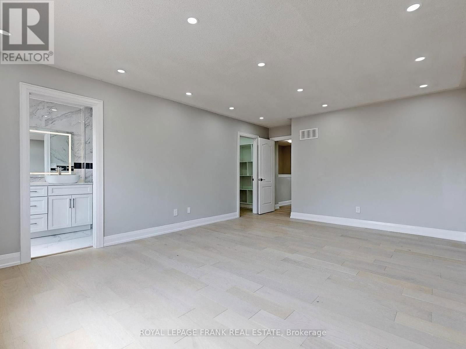 7 RIVITT PLACE Image 15