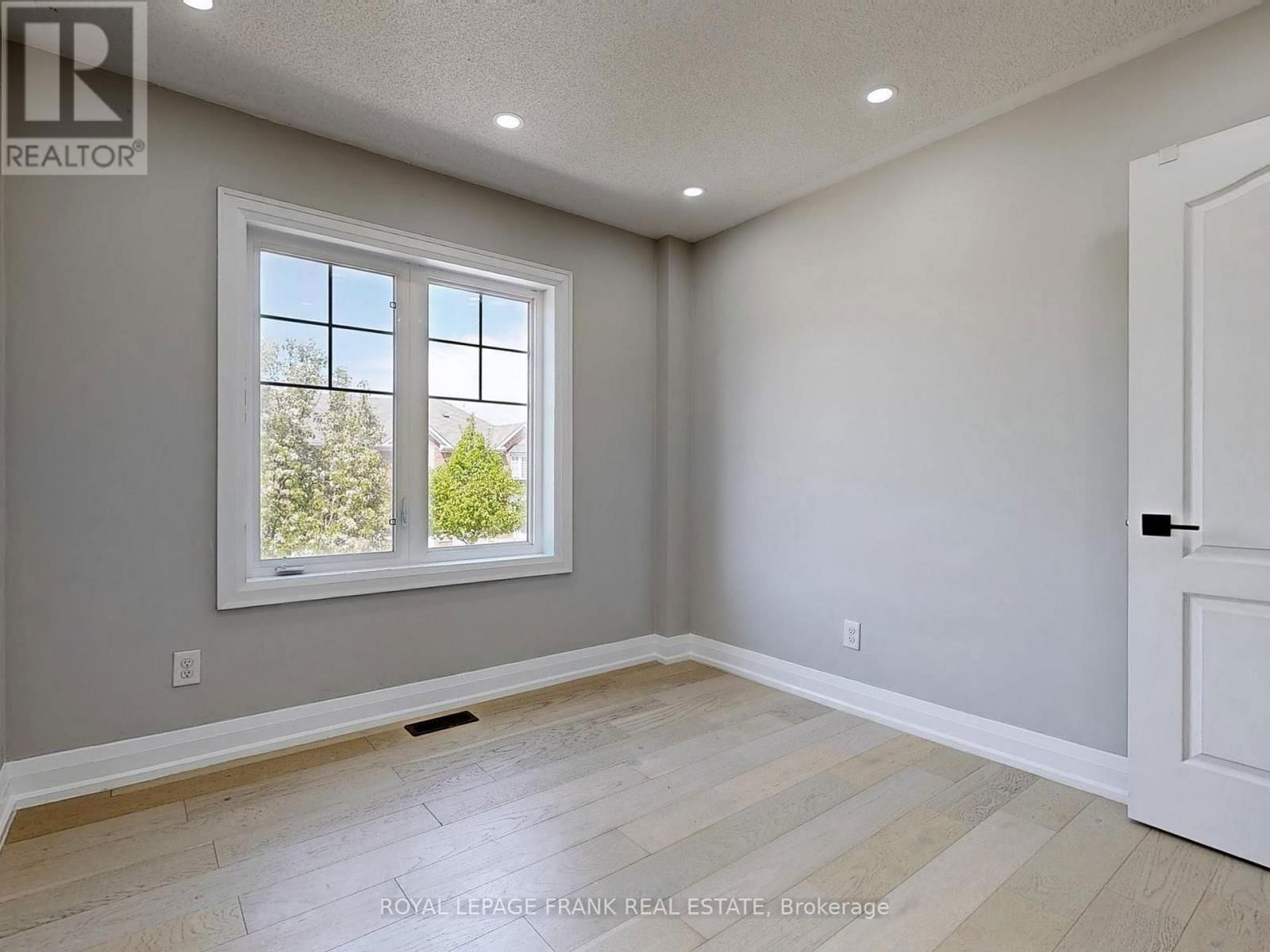 7 RIVITT PLACE Image 18