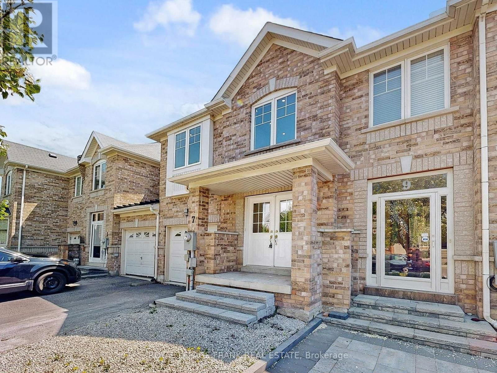 7 RIVITT PLACE Image 2