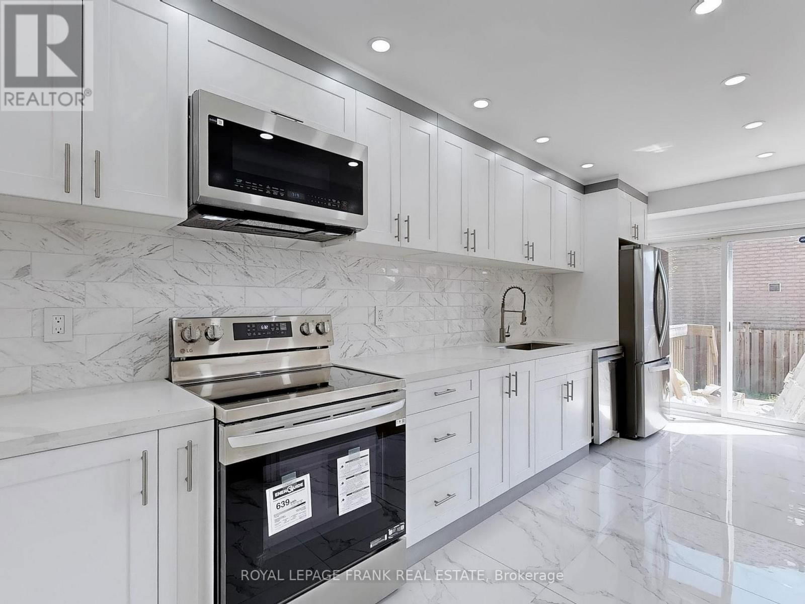 7 RIVITT PLACE Image 8