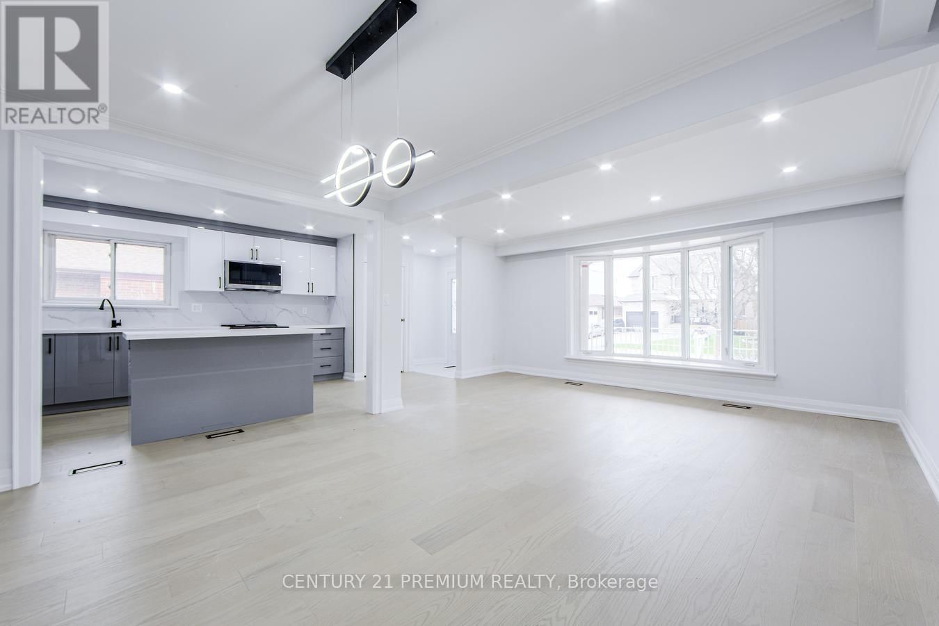 70 MORAINE HILL DRIVE Image 11