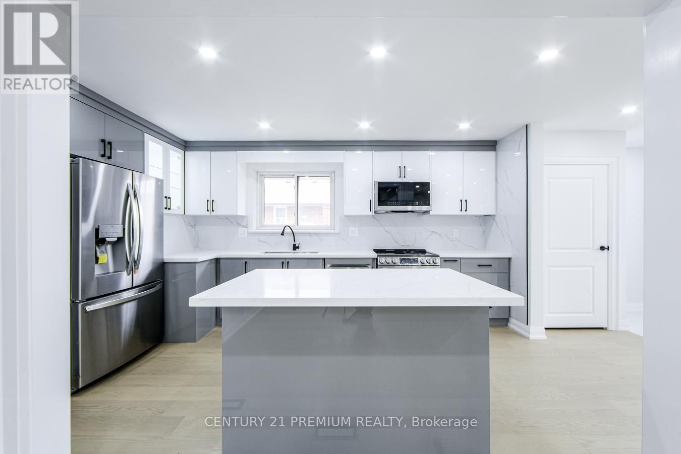 70 MORAINE HILL DRIVE Image 13