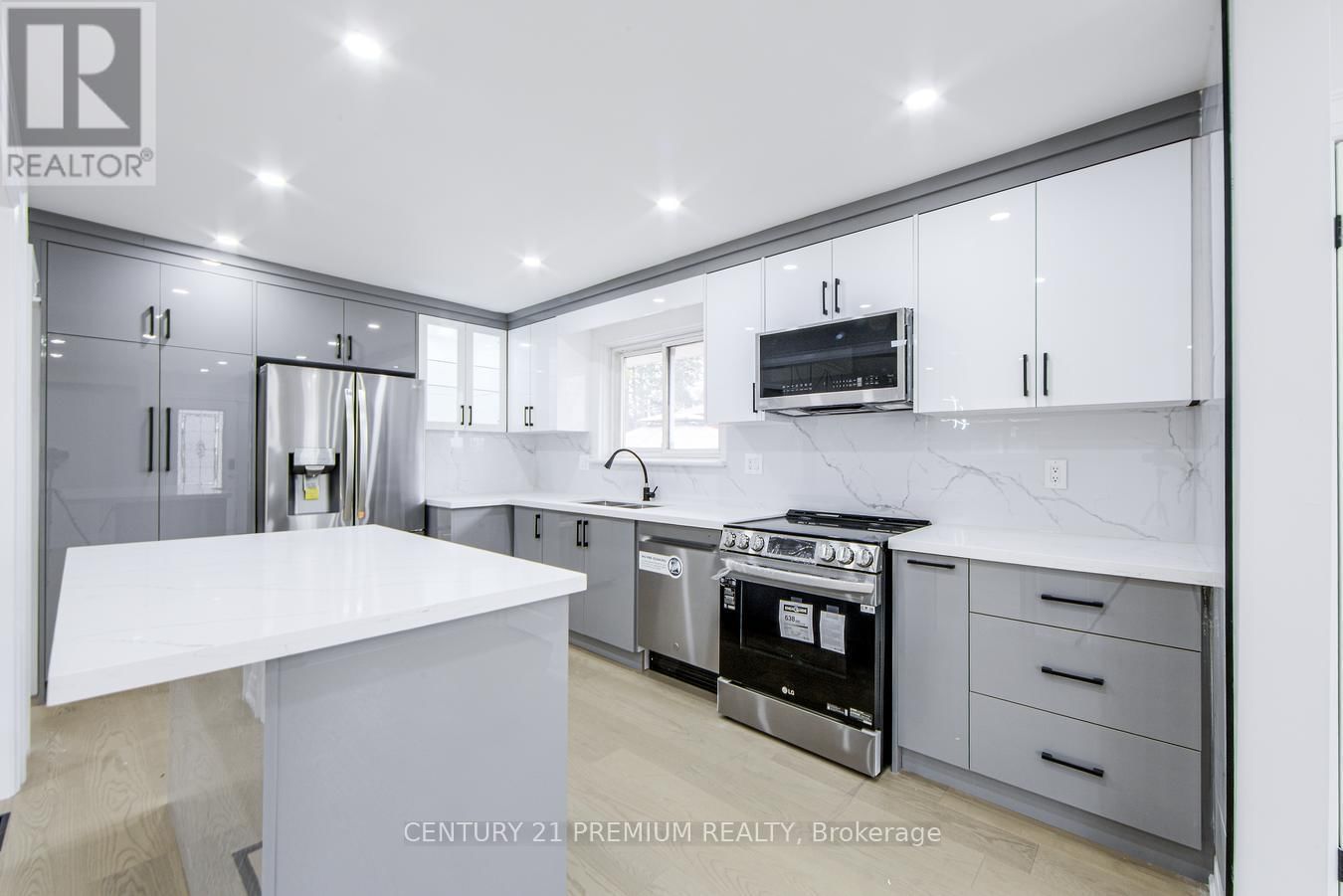 70 MORAINE HILL DRIVE Image 14