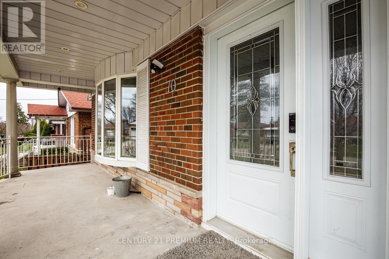 70 MORAINE HILL DRIVE Image 4