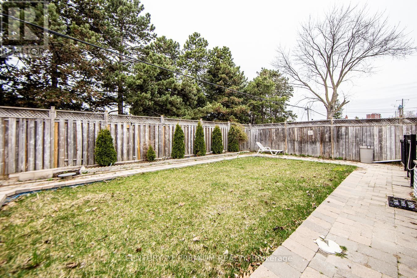 70 MORAINE HILL DRIVE Image 44