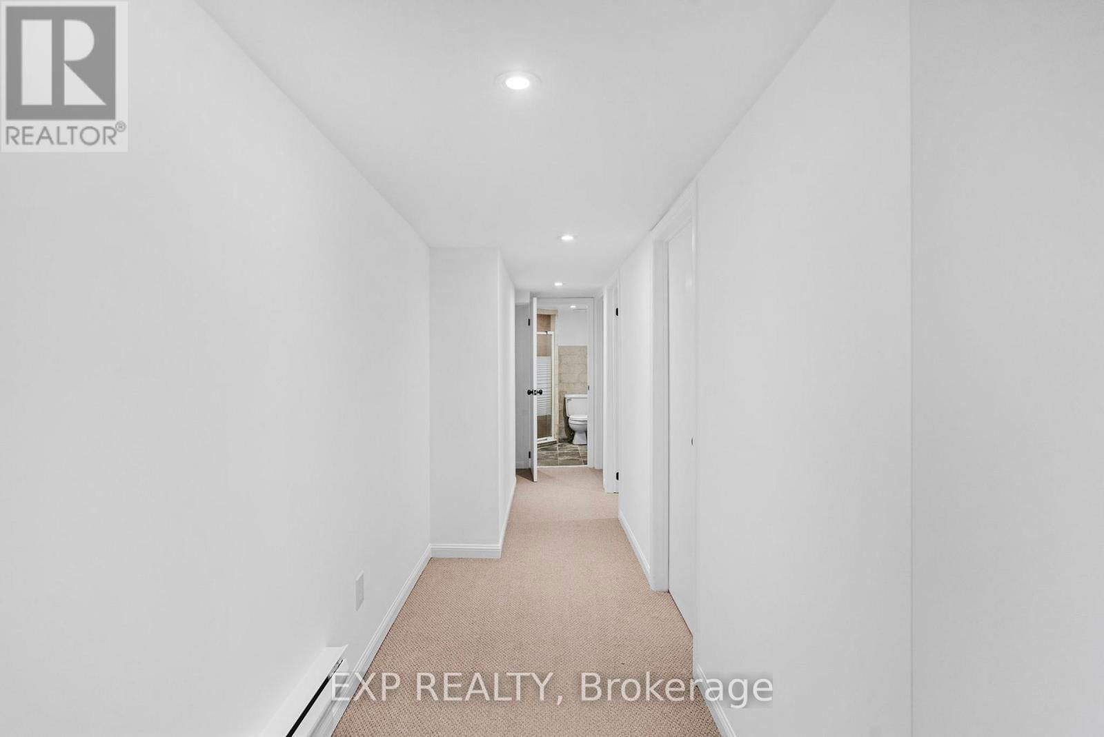 26 GLEN MANOR DRIVE Image 14