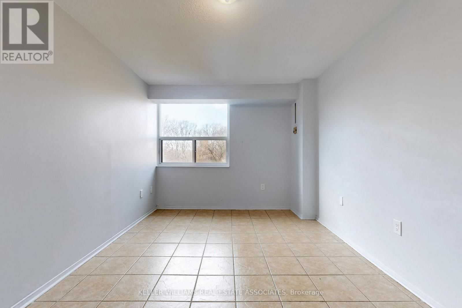 4064 LAWRENCE AVENUE EAST Image 14
