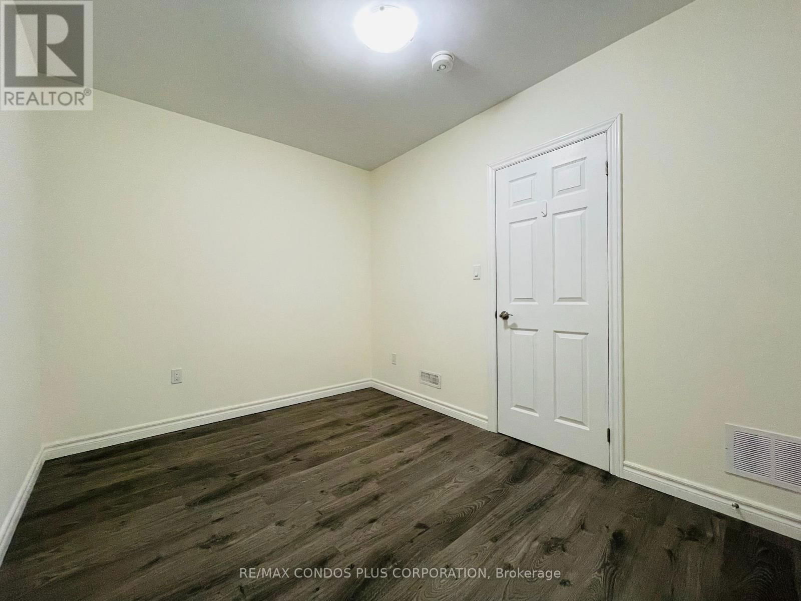 2B - 721 DANFORTH AVENUE Image 6