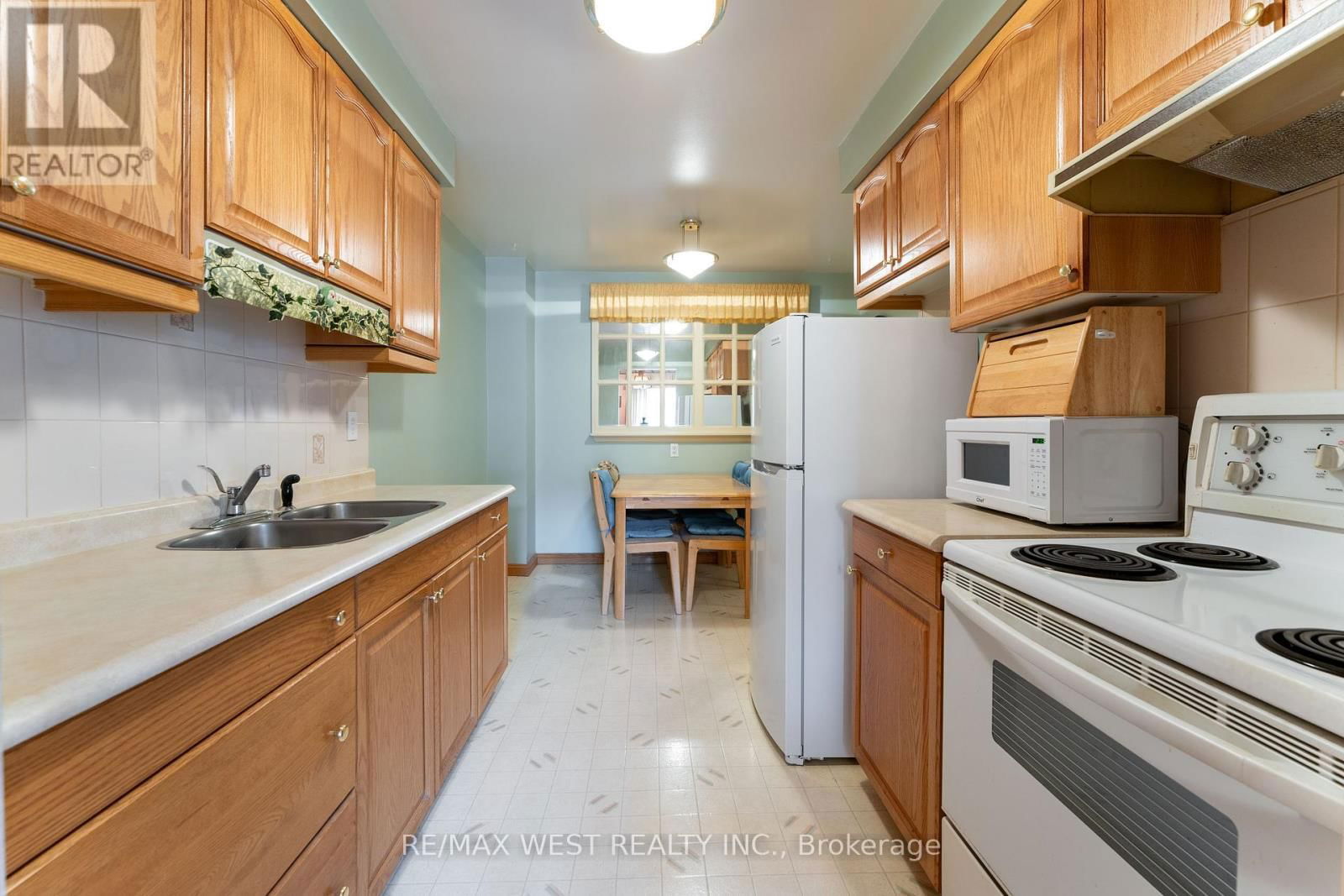 68 - 222 PEARSON STREET Image 10