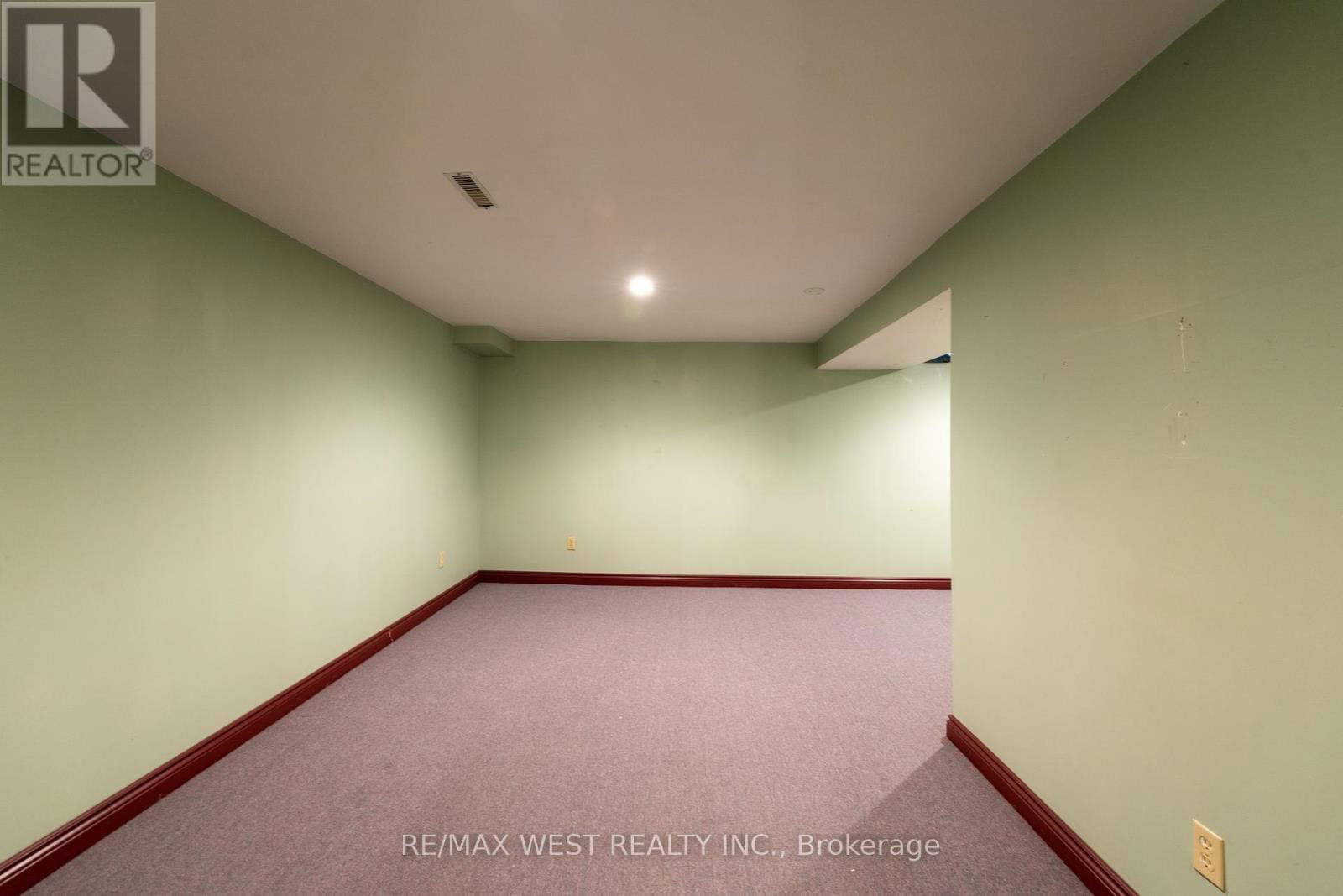 68 - 222 PEARSON STREET Image 31