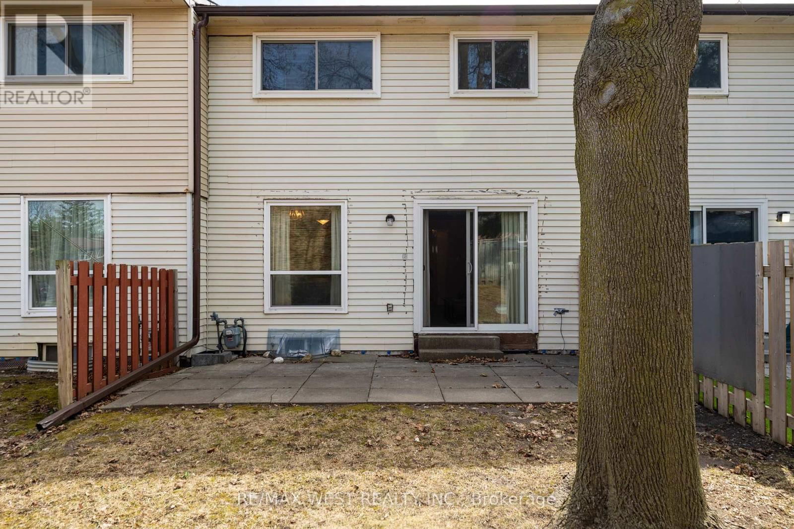 68 - 222 PEARSON STREET Image 37