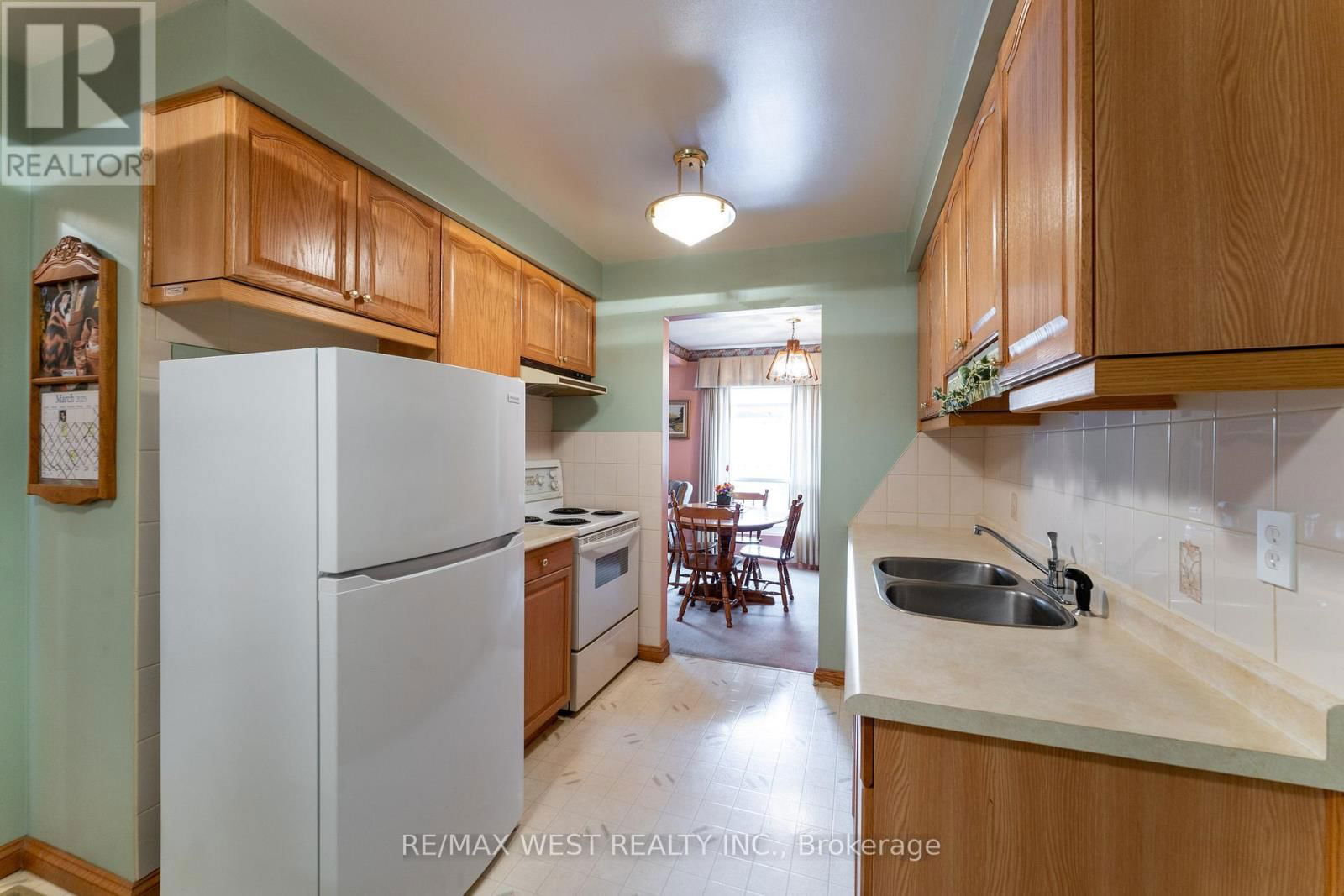 68 - 222 PEARSON STREET Image 8