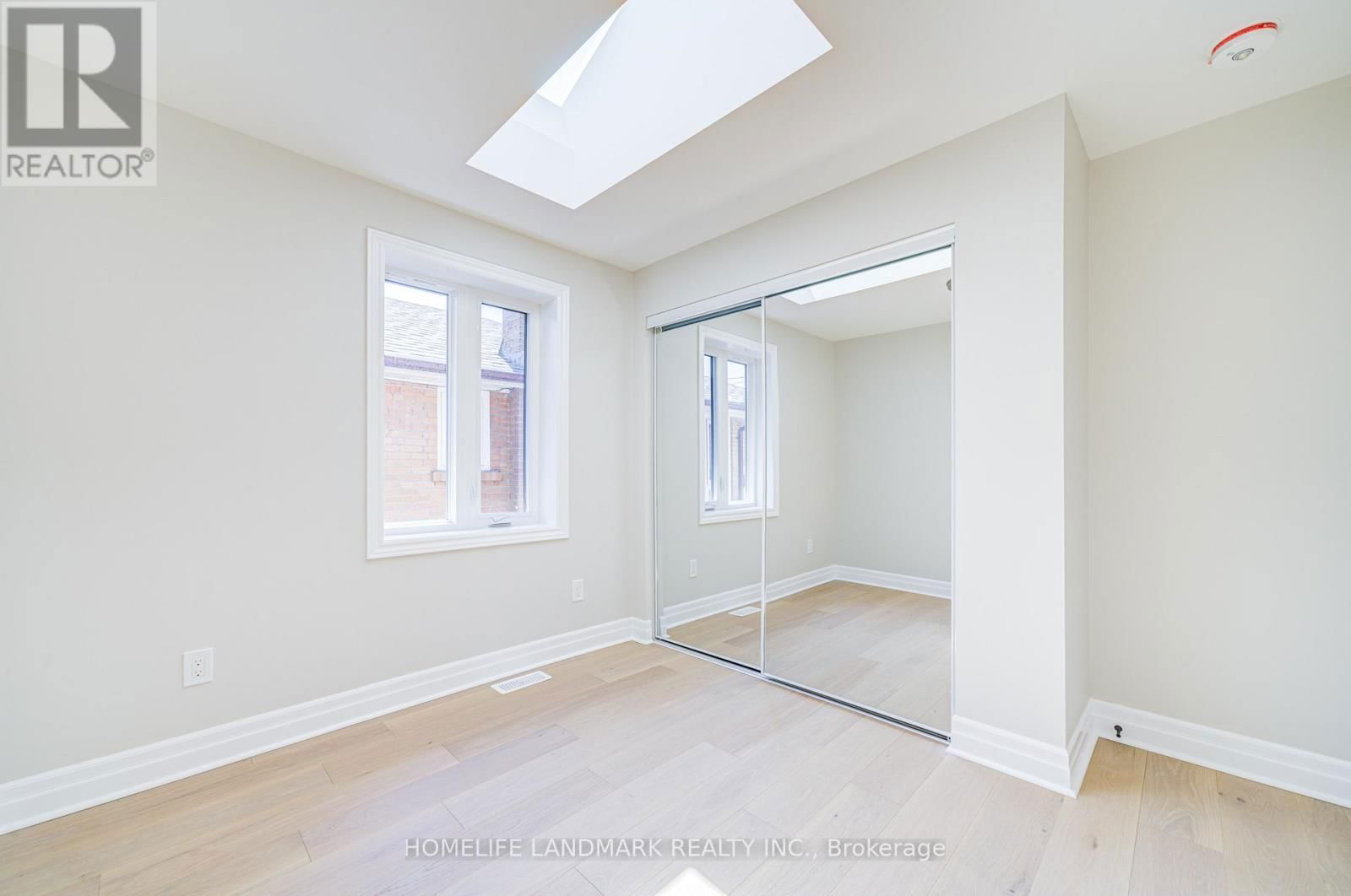 64 LAUREL AVENUE Image 22