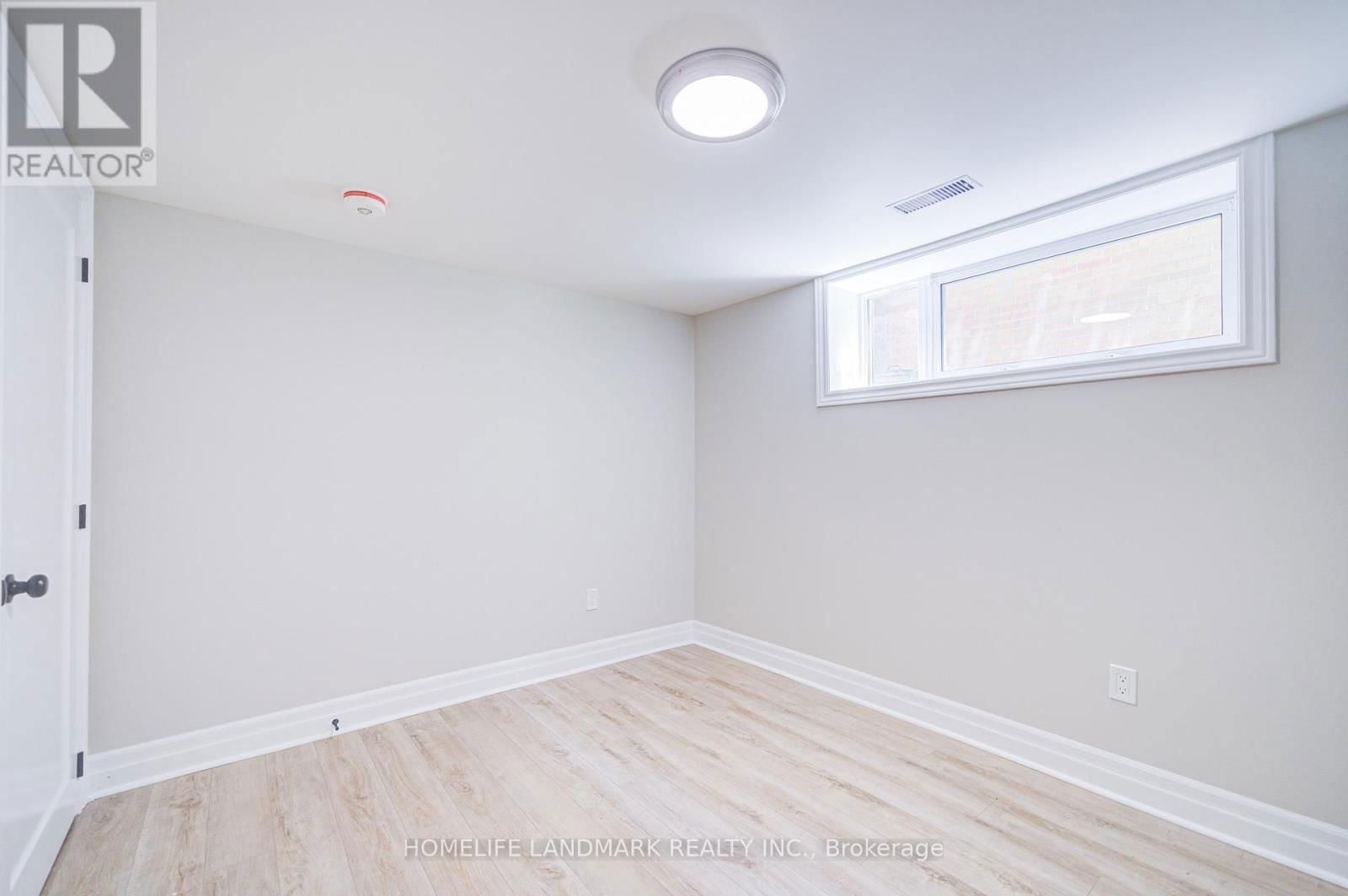 64 LAUREL AVENUE Image 46