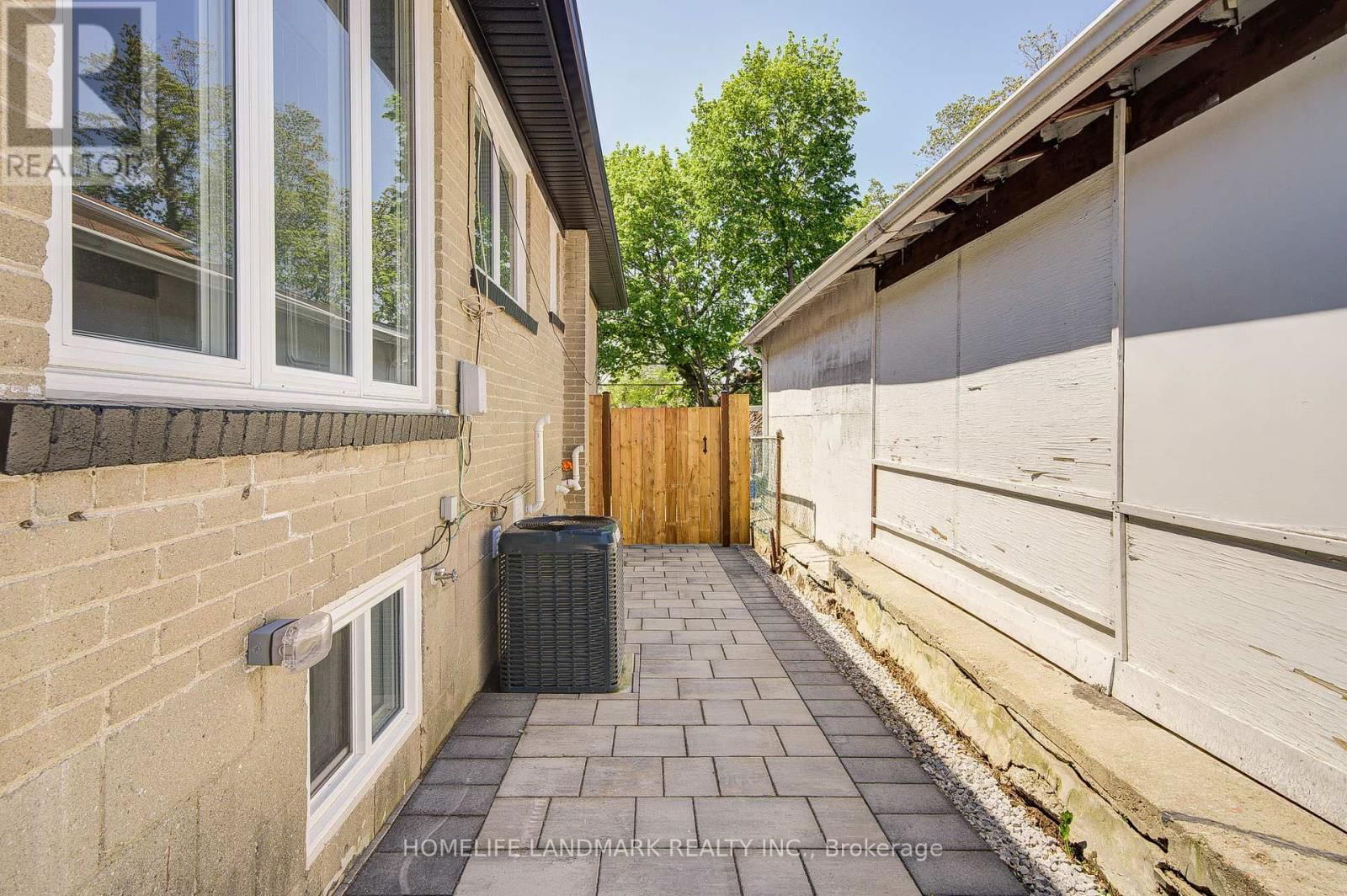 64 LAUREL AVENUE Image 47