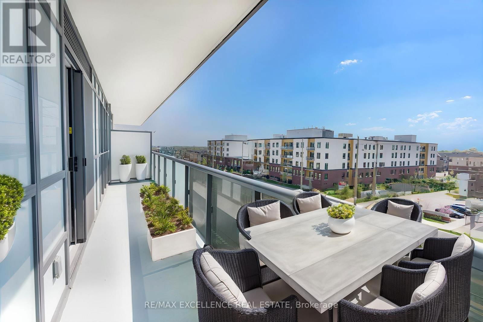 408 - 2545 SIMCOE STREET NORTH Image 8