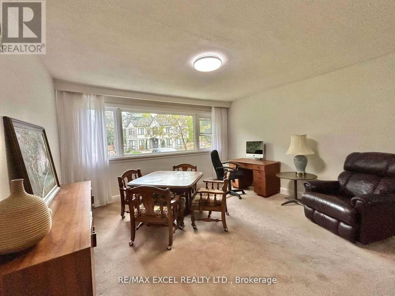 106 CEDAR BRAE BOULEVARD Image 10