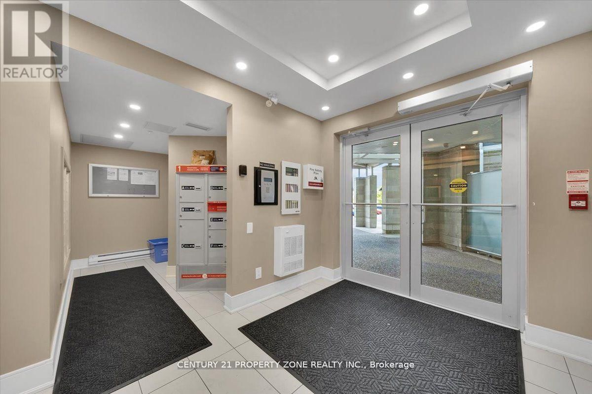 303 - 650 GORDON STREET Image 9