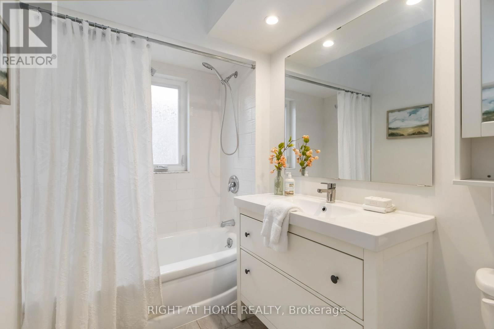 306 STRATHMORE BOULEVARD Image 11