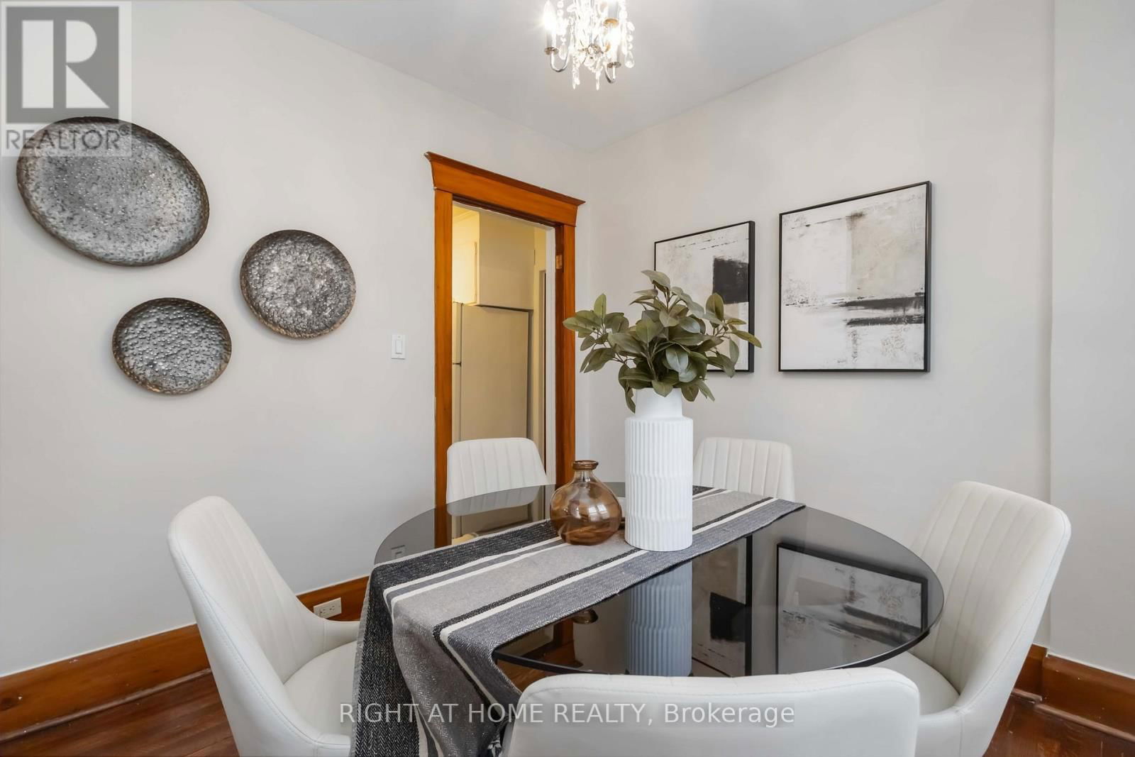 306 STRATHMORE BOULEVARD Image 12