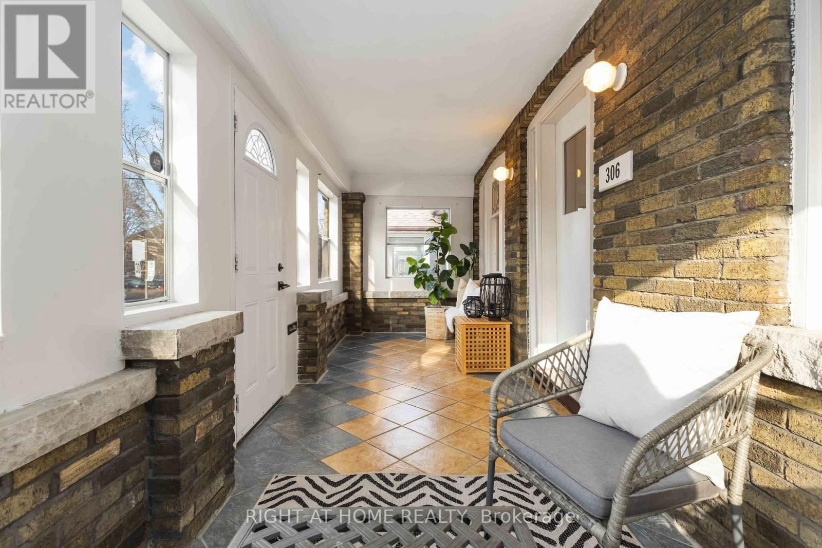 306 STRATHMORE BOULEVARD Image 3