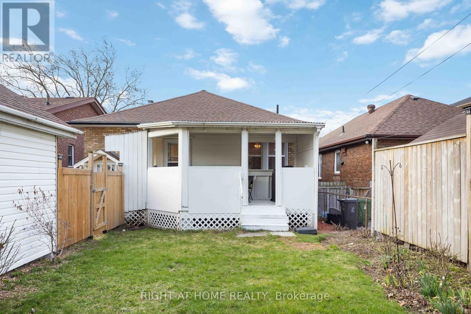 306 STRATHMORE BOULEVARD Image 43