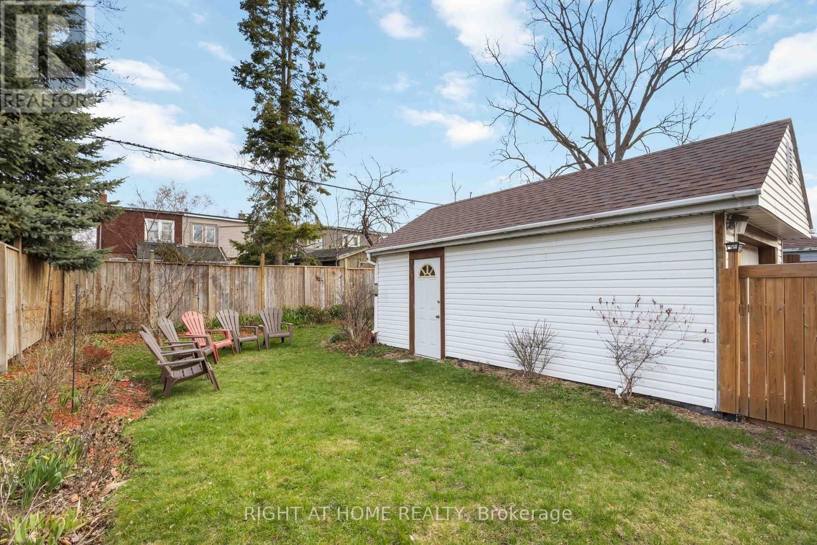 306 STRATHMORE BOULEVARD Image 44