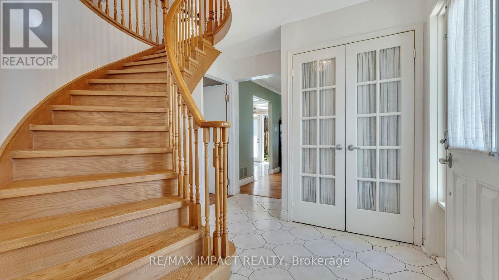 1 BEECHNUT CRESCENT Image 13