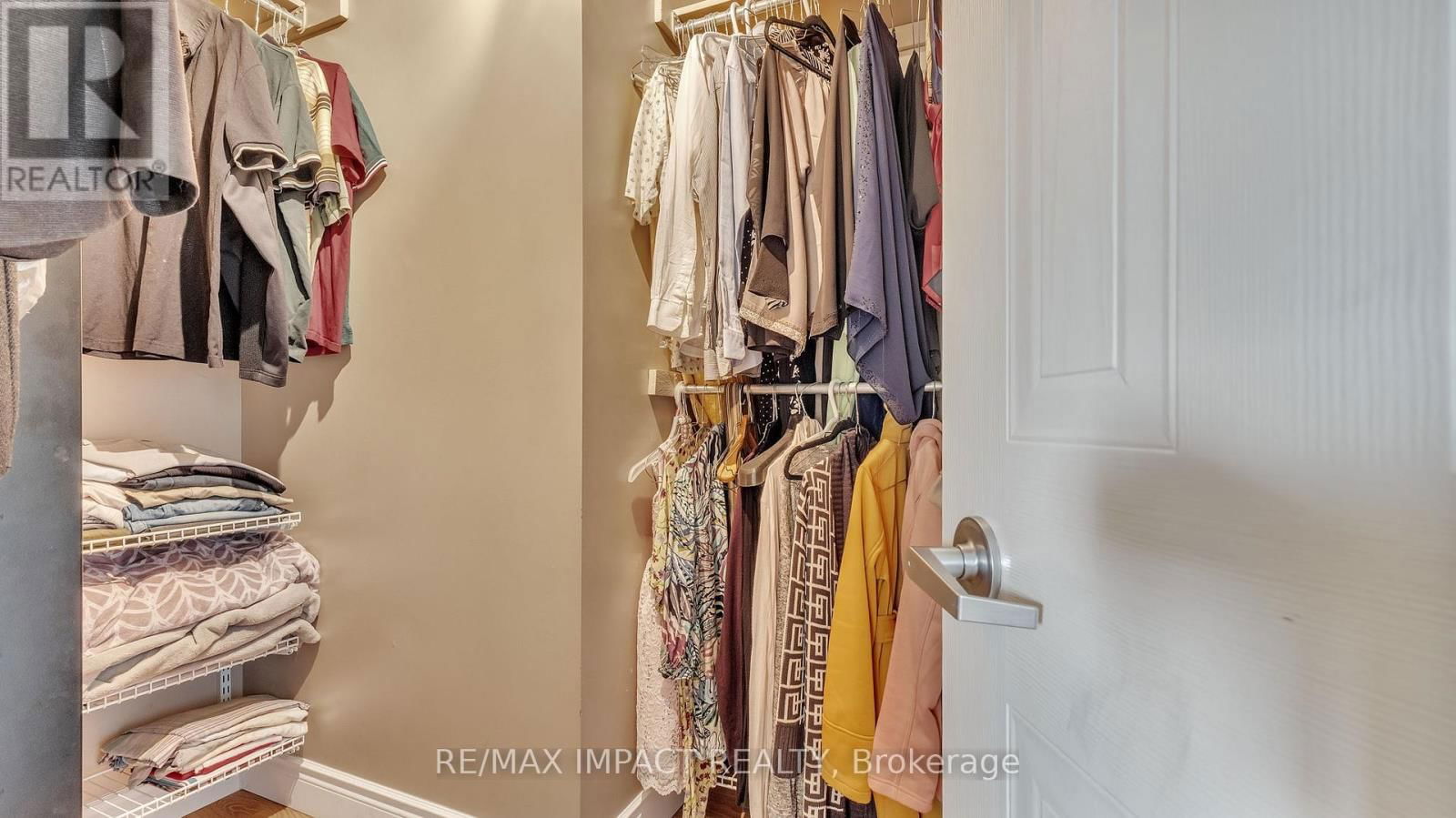 1 BEECHNUT CRESCENT Image 32