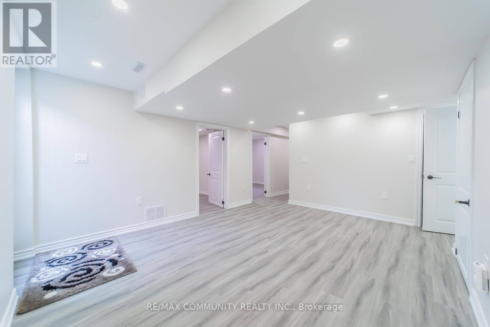 3 SIVYER CRESCENT Image 6