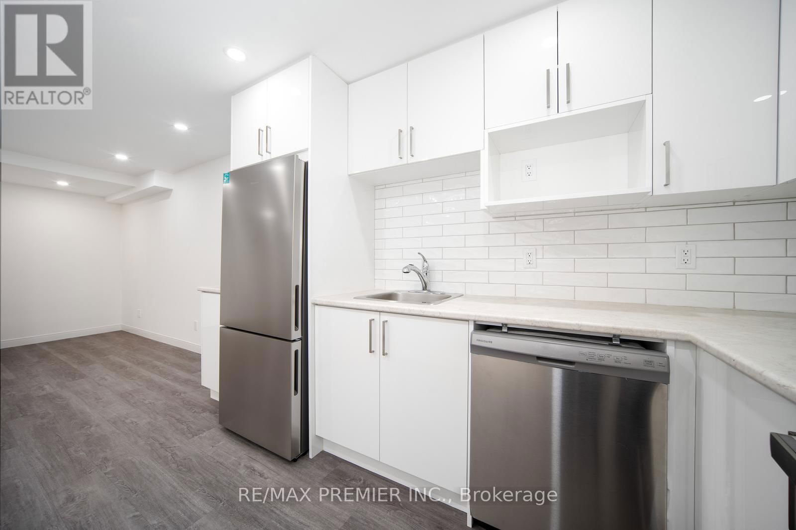 Lower - 1058 CAMEO STREET Image 8