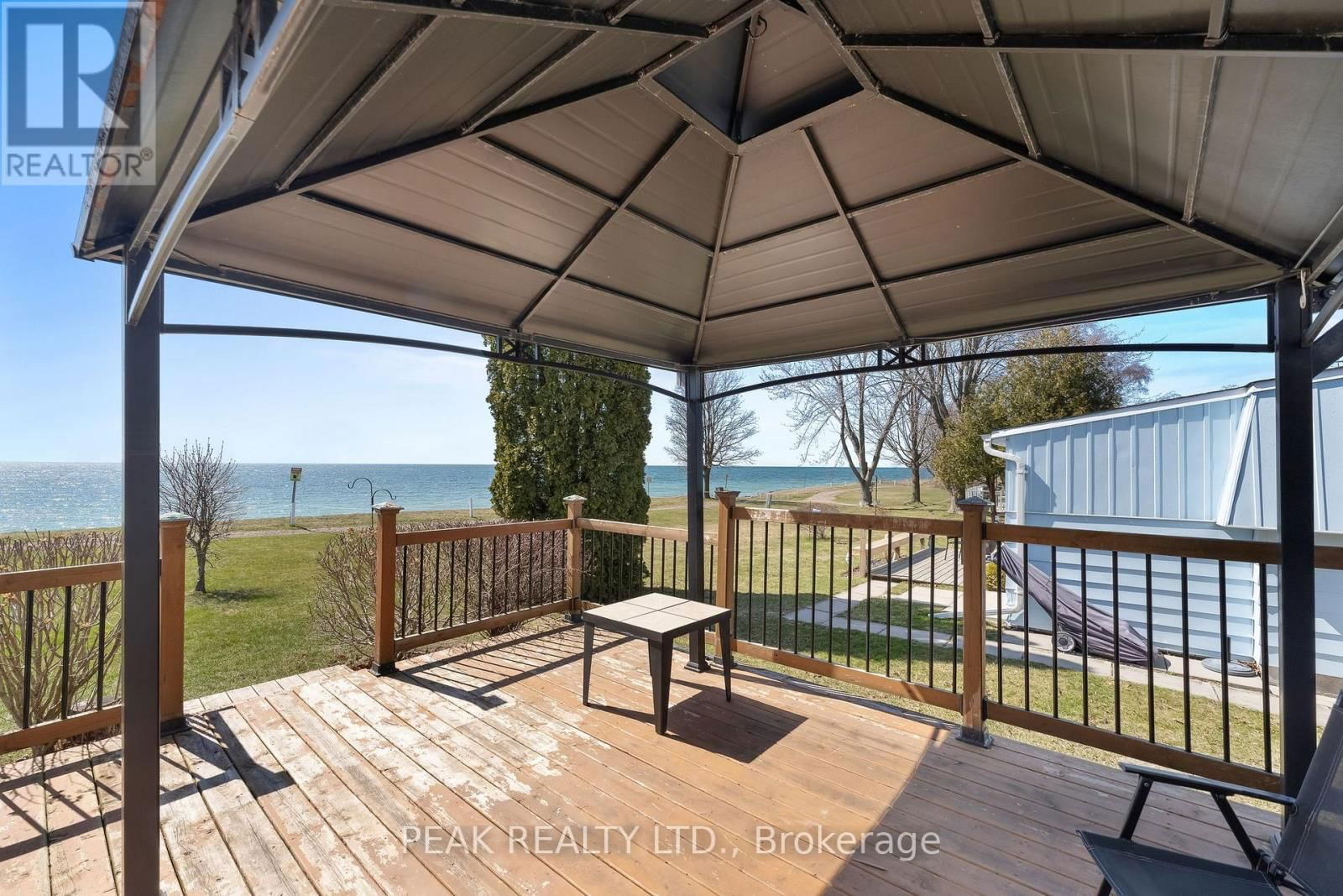 71 BLUFFS ROAD Image 35