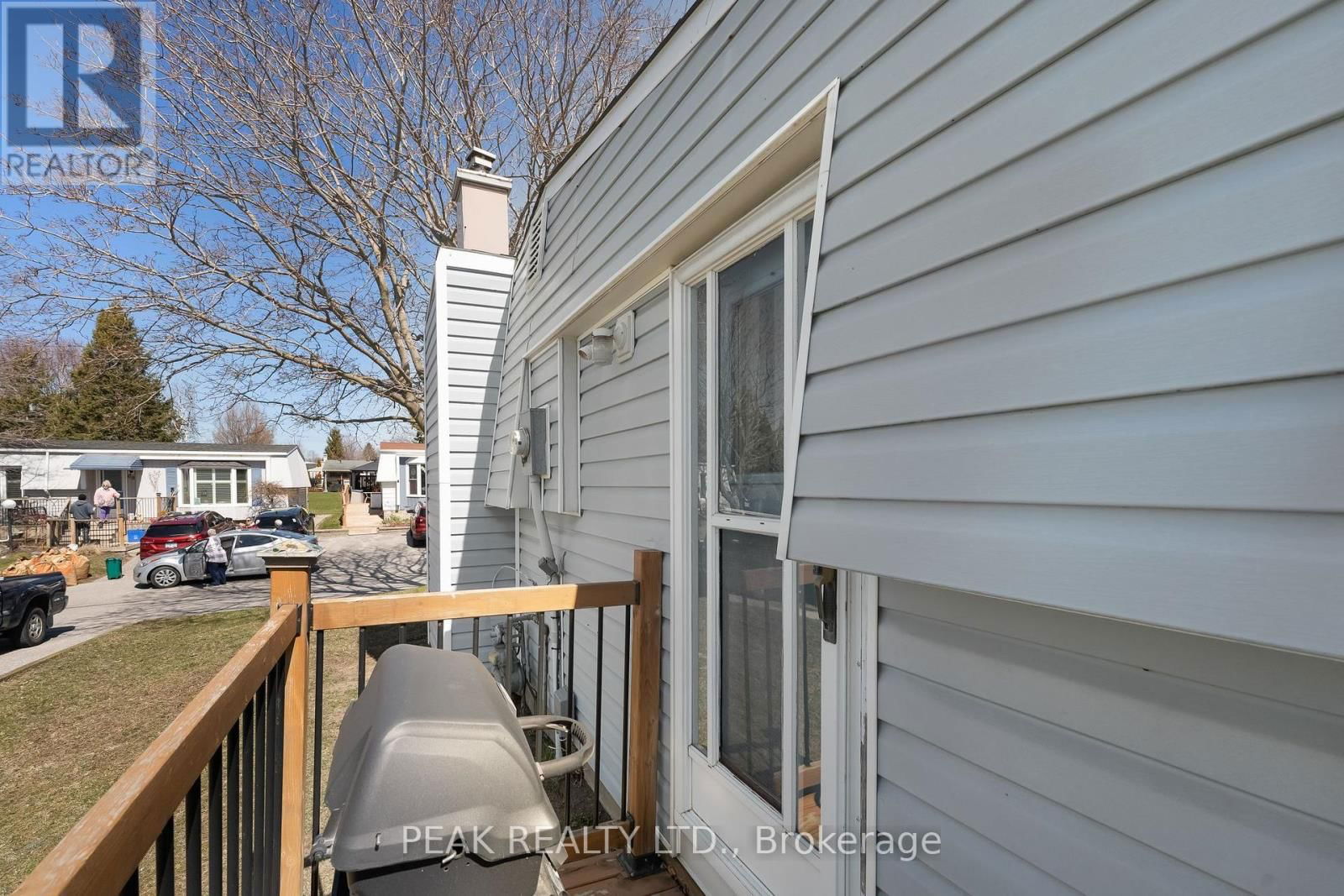 71 BLUFFS ROAD Image 37