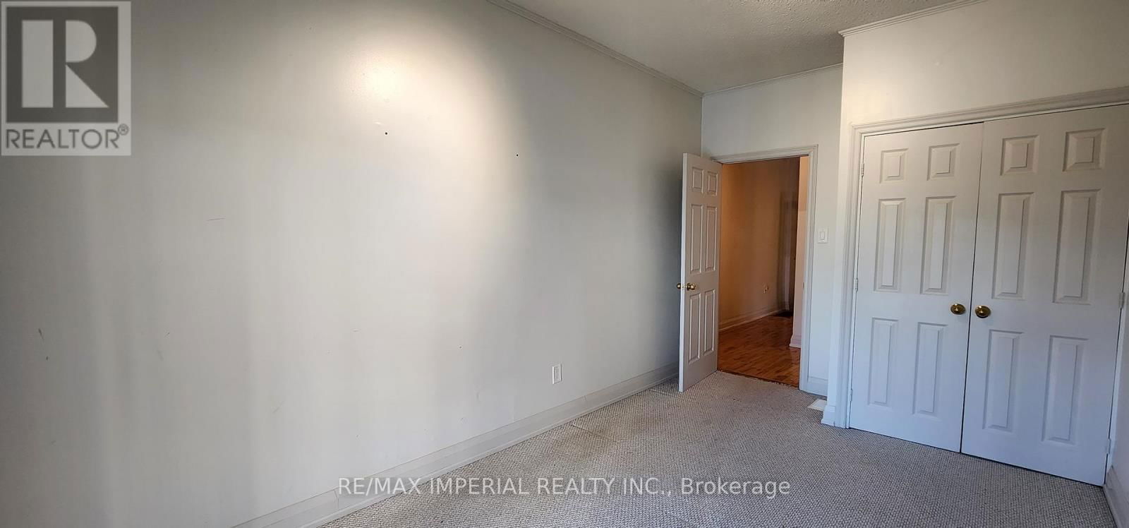 Main - 157 BOOTH AVENUE Image 11